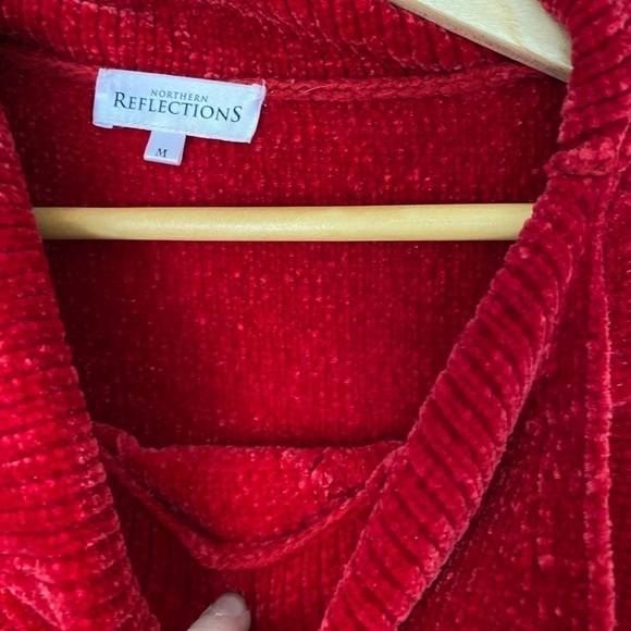 RED Chenille Sweater by Northern Reflections, Women’s Size Medium - Picture 5 of 9